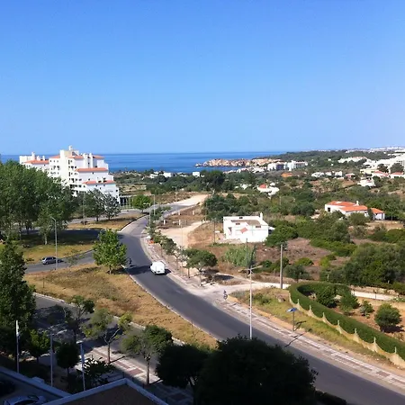 Av. Sao Lourenco Da Barrosa 公寓